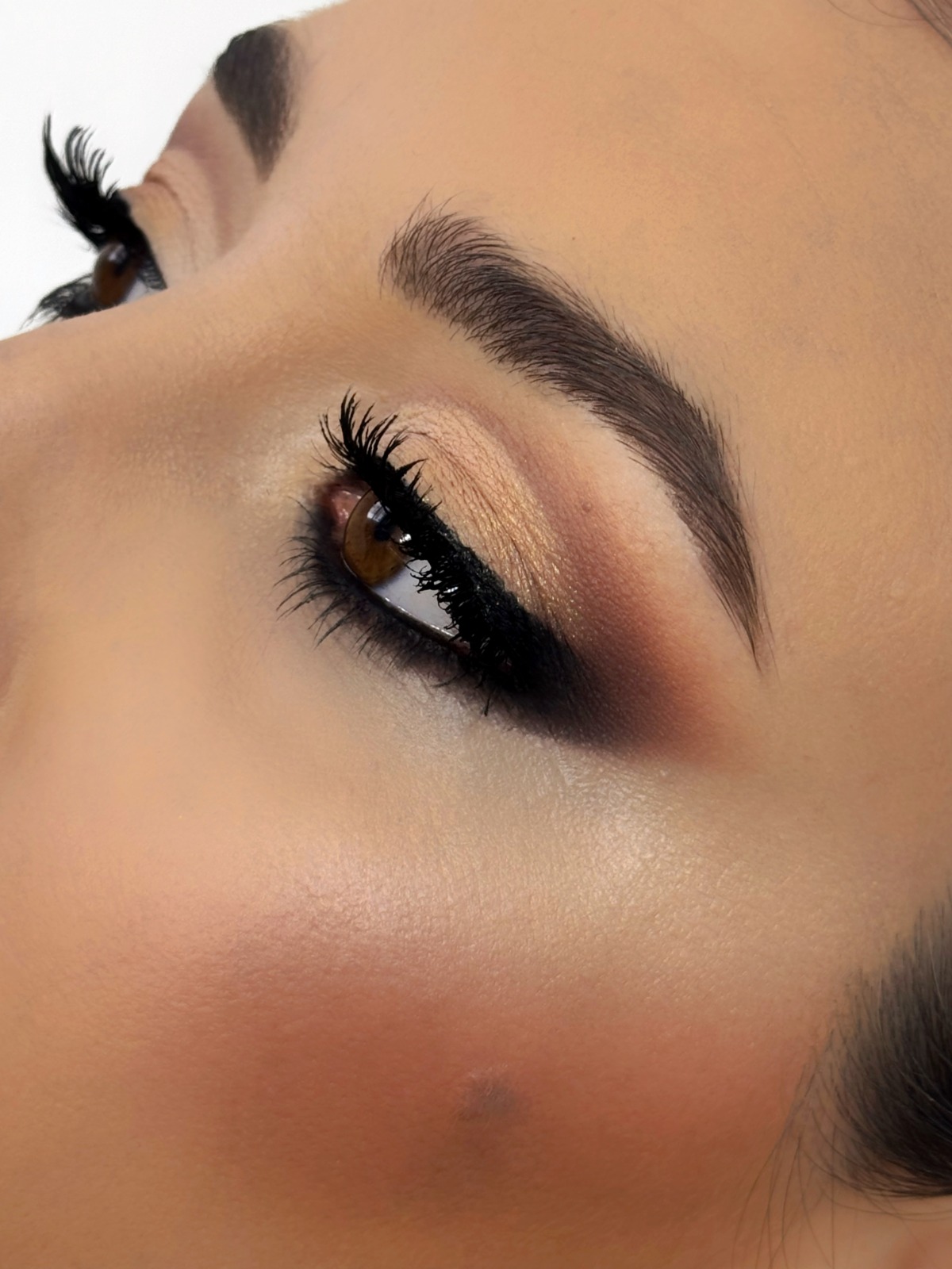 Maquillaje profesional ojos Yolanda Iglesias Alcalá Guadaíra Sevilla